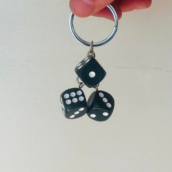 Y2k 2000s vintage style black dice key chain - Picture 1 of 6